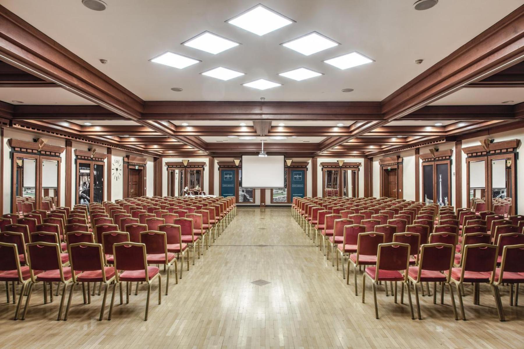The Aquincum Hotel Budapest Exterior foto