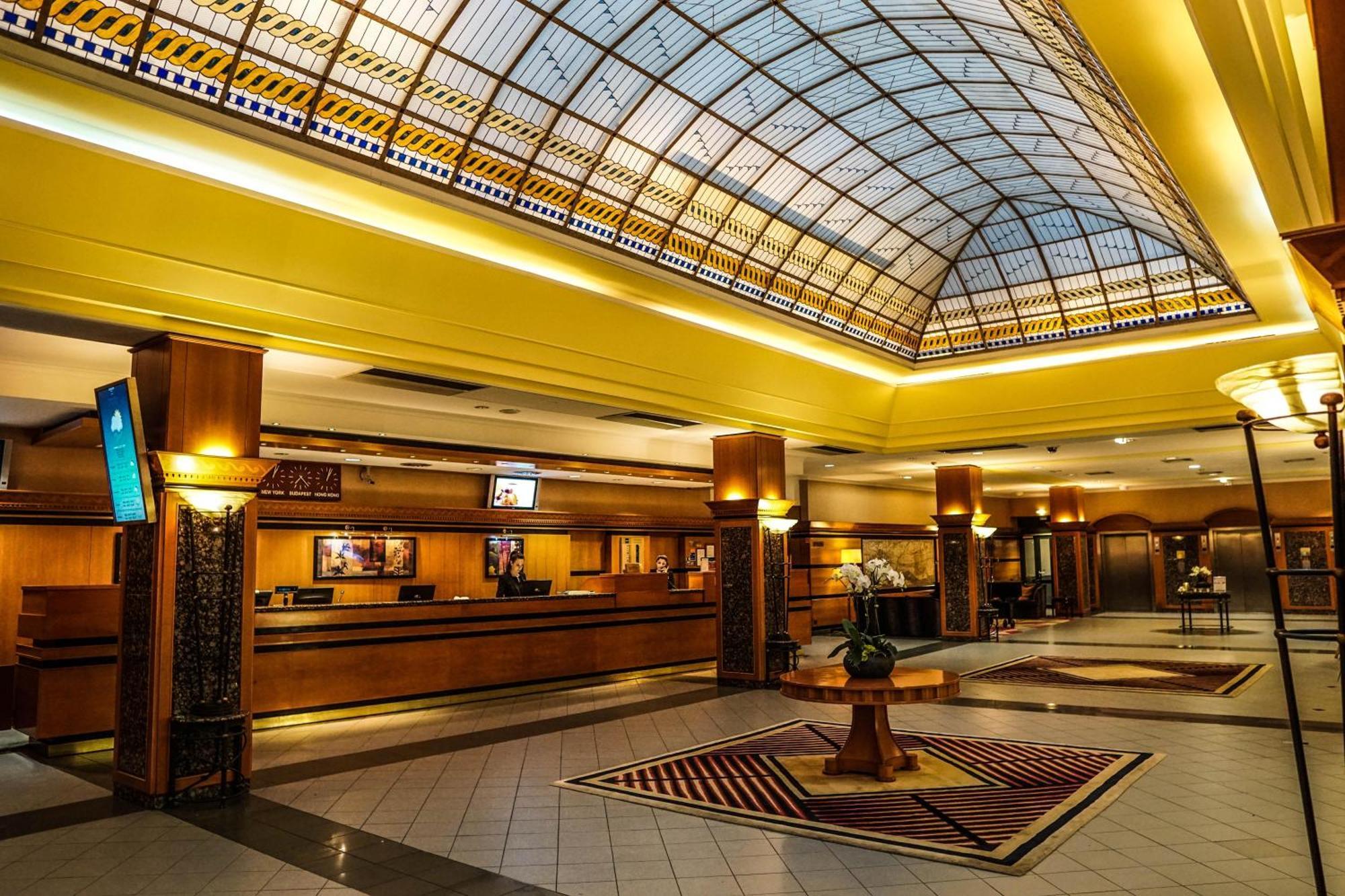 The Aquincum Hotel Budapest Exterior foto